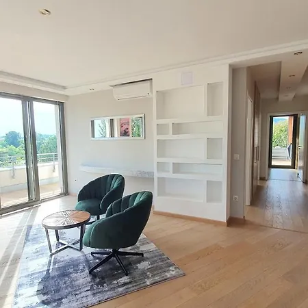 Apartment Silver Delux