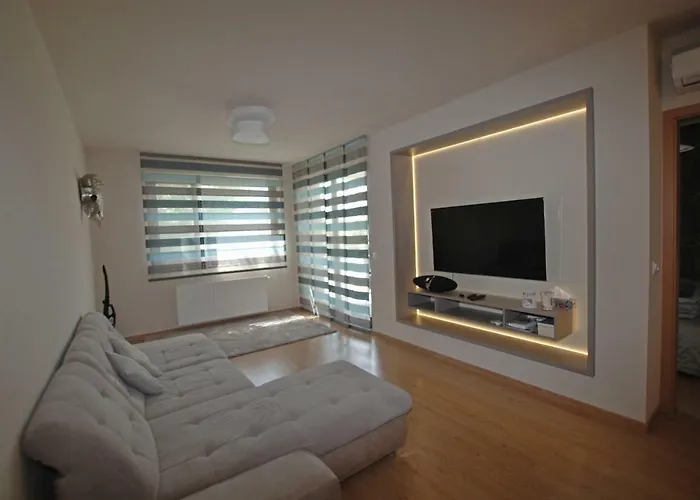 Silver Delux דירה באלאטונפורד